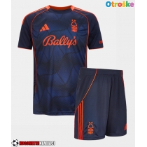 Otroške Nogometnih dresov Nottingham Forest Tretji 2025-26 Kratki rokavi (+ hlače)